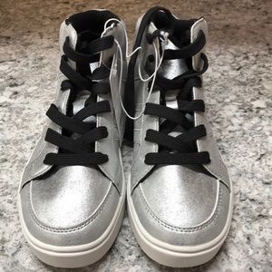 Art Class sliver/black high top shoes NWT